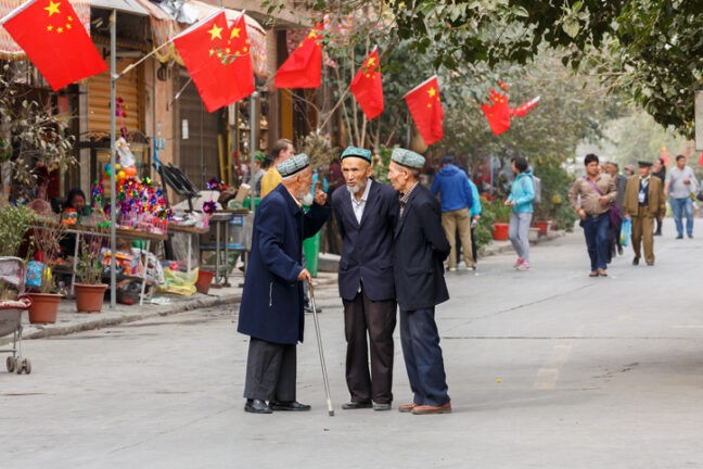 Chine Le Drame Ou Ghour Racont Dans Un Livre Regards Protestants