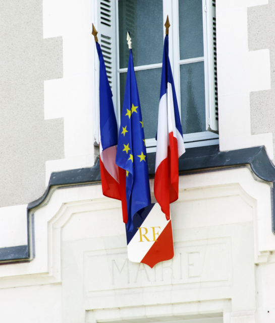 « Il faut radicalement distinguer entre mariage civil et mariage religieux »