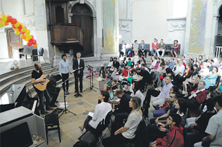 Église du Marais : une paroisse en marche