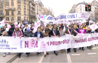 1 million dans la rue contre le projet du Président Hollande