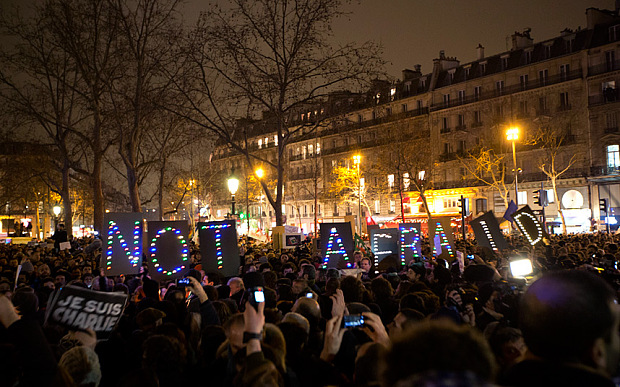 On réagit, ou on se fait hara-kiri ?