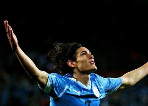 Edison Cavani, le footballeur du Seigneur