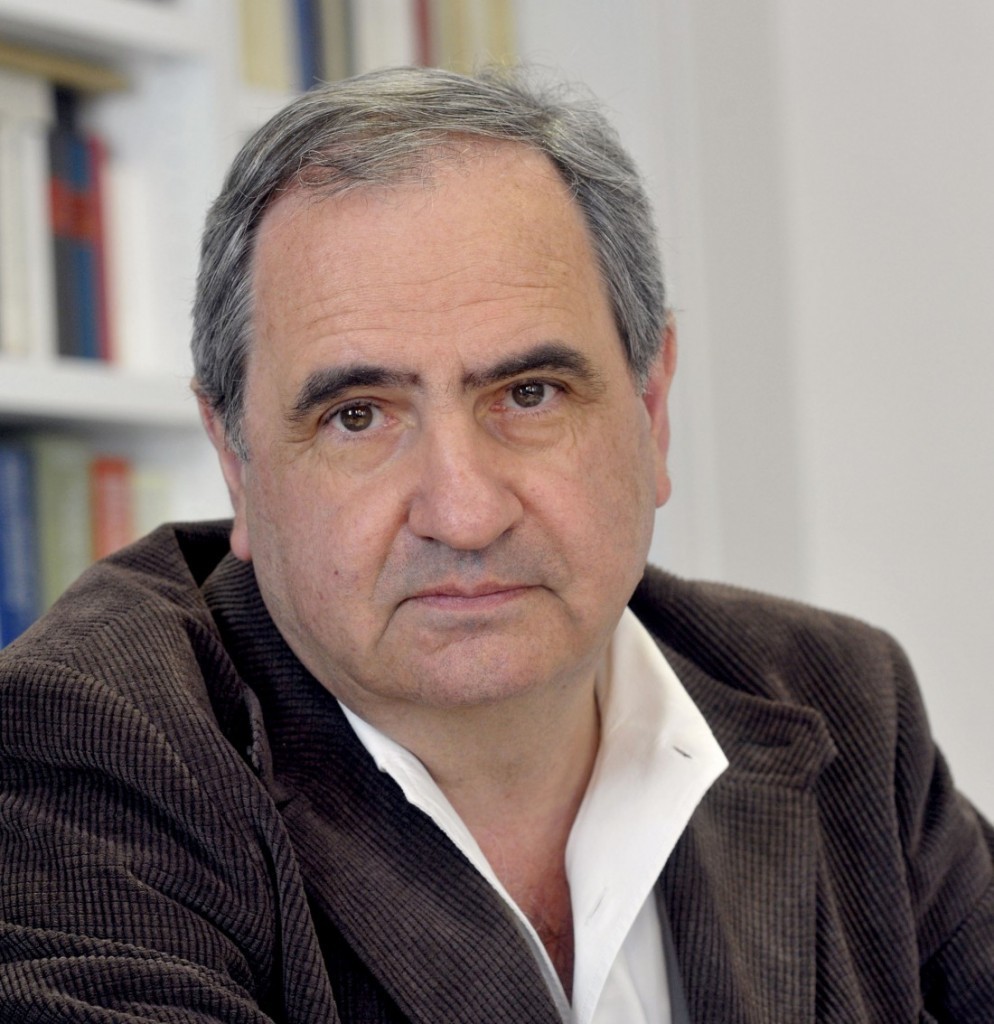 "Introduire une exigence de parler-vrai"