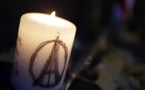 Comment réagir à un tel drame, sans perdre la foi en Dieu, et même la foi en la nature humaine ?
