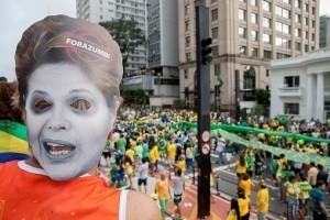 Dilma Rousseff contestée au Brésil