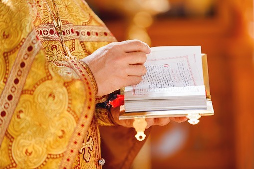 "Les orthodoxes doivent cesser leurs compétitions internes"