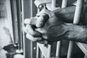Les aumôniers de prison : une solution miracle