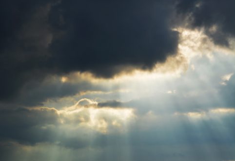Dieu n’est pas assigné à résidence
