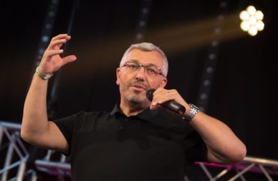 5 questions à Carlos Payan, missionnaire francophone
