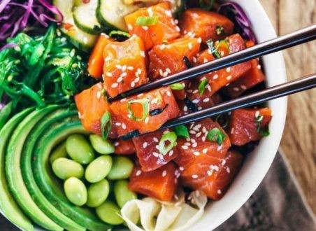 Poke bowl : la salade qui vous veut du bien