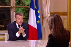 Le président Macron veut un débat apaisé sur la PMA