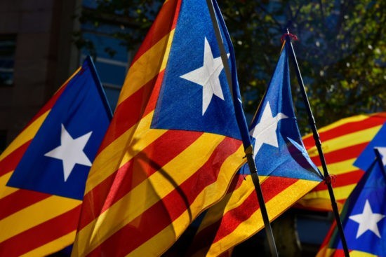 L’Espagne ne devrait-elle pas autoriser le référendum en Catalogne ?