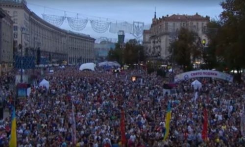 Les Ukrainiens célèbrent la Réforme avec Nick Vujicic