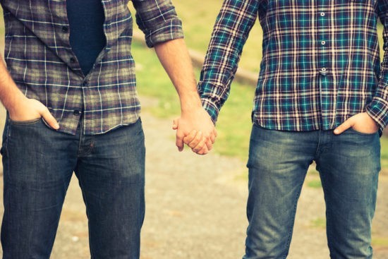 Les protestants genevois débattront de la bénédiction des couples de même sexe