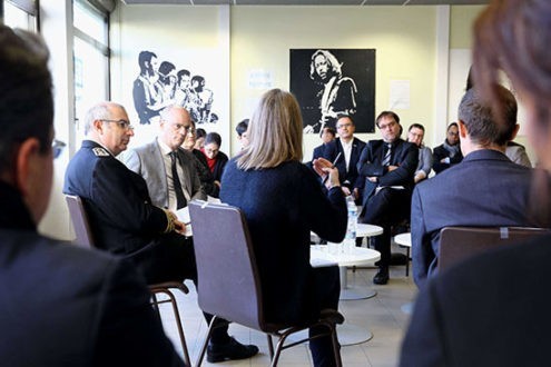 Création d’« équipes-laïcité » pour les écoles