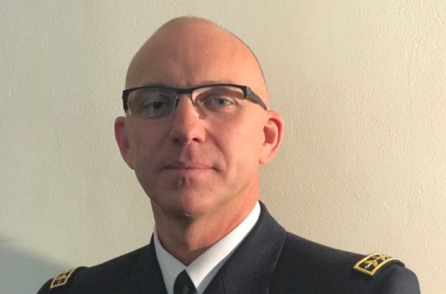 Un évangélique à la tête des aumôniers militaires protestants