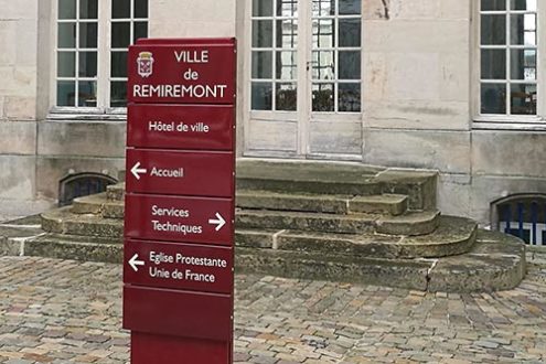 A Remiremont, la mairie fait office de temple