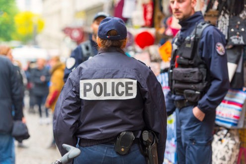 Violences contre les autorités