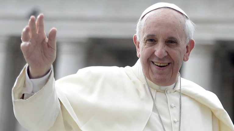 Le pape François appelle à marcher main dans la main avec l’Alliance biblique universelle