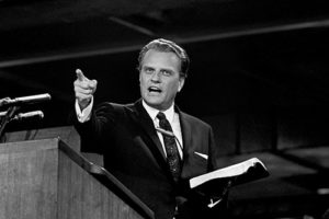 Le prédicateur évangélique américain Billy Graham est décédé à l’âge de 99 ans
