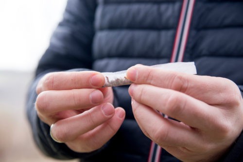 Une amende pour les consommateurs de cannabis ?