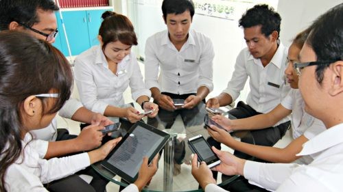 La Bible en khmer courant au cœur du réveil de l’Eglise au Cambodge