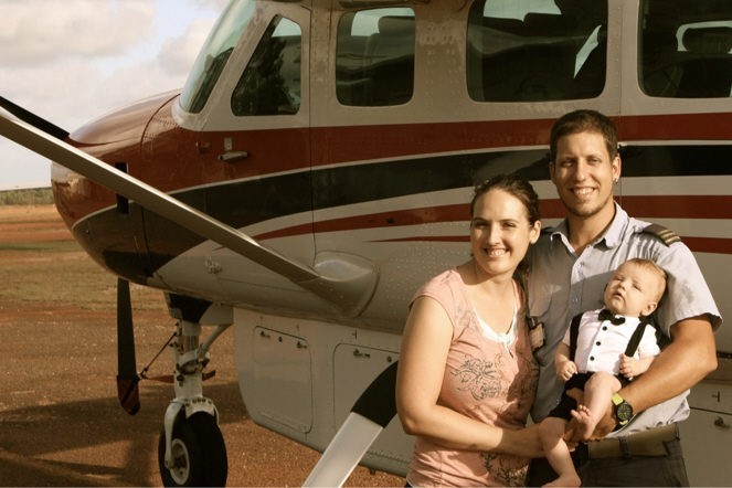 Un pilote suisse parmi les aborigènes australiens