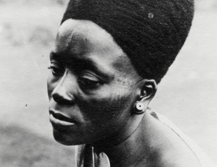 Lydia Mengwelune, la danseuse du roi