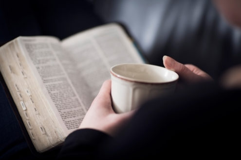 Les traductions de la Bible sont-elles sexistes ?