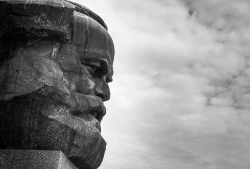 Karl Marx : "Le travail aliéné"