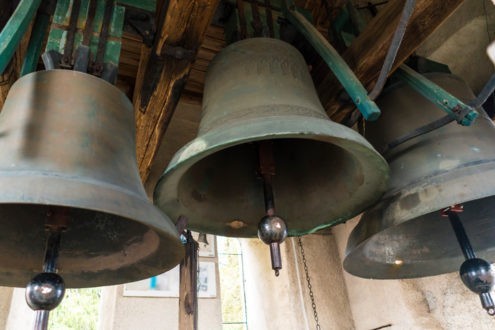 En Allemagne, une croix gammée retirée d'une cloche