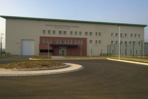 Prisons : une « inefficacité totale »
