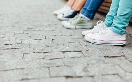 Notre société est-elle figée dans l’adolescence ?