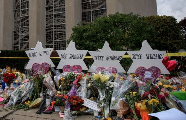 Attentat de Pittsburgh : indignation de la FPF