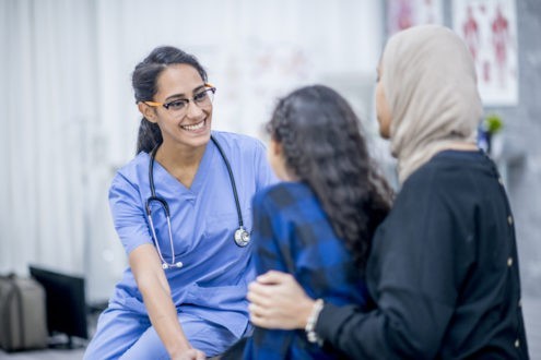 Soins médicaux : aider les migrants à se faire comprendre