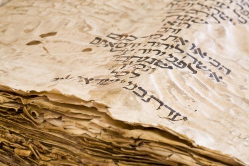 Au collège des Bernardins, un colloque sur les manuscrits bibliques