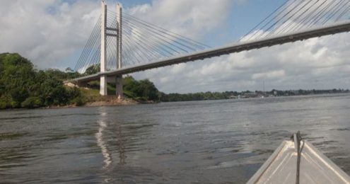 Un pont sur l'Oyapock