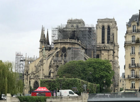 Des prières pour Notre-Dame