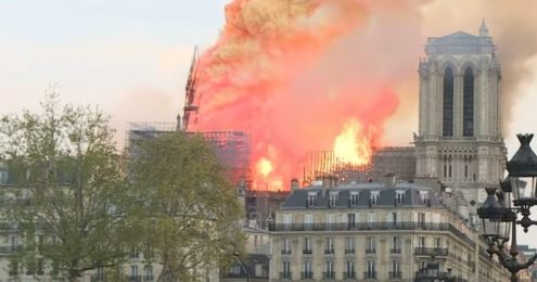 La cathédrale Notre-Dame ravagée par un incendie