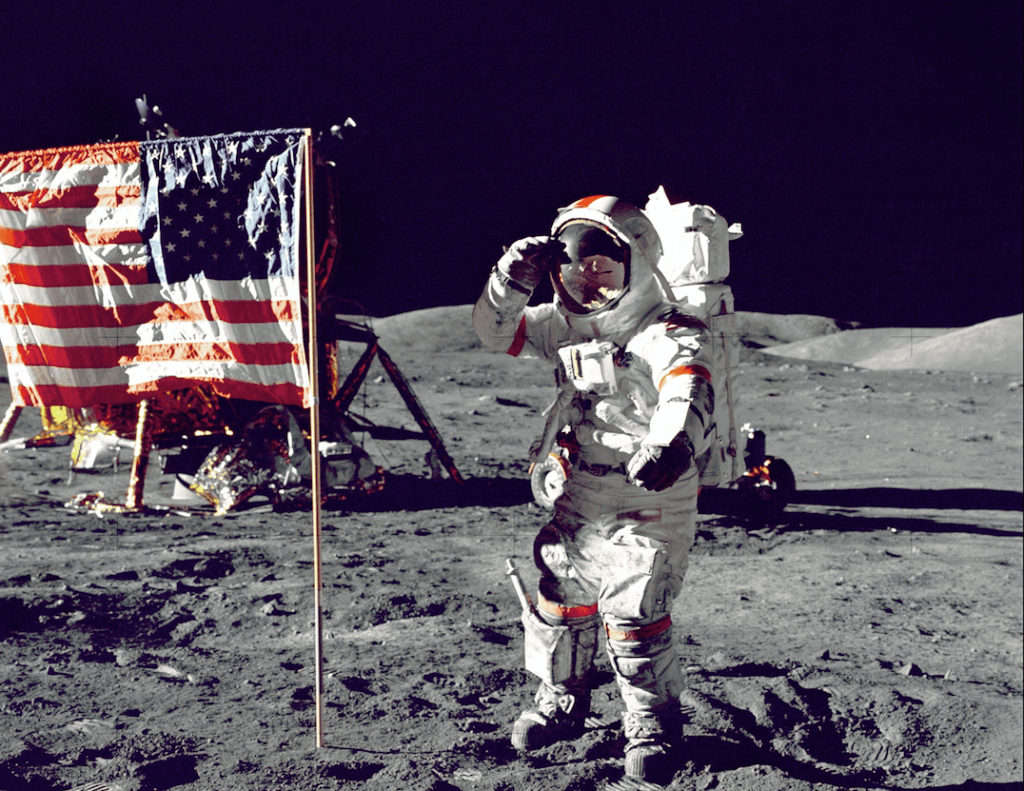 Buzz Aldrin a communié sur la Lune