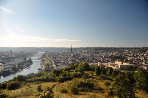 Cessons de prendre l’État pour Dieu