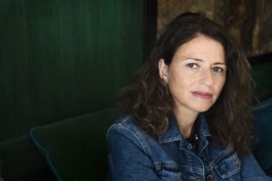Karine Tuil primée au Goncourt des Lycéens pour “Les Choses humaines”
