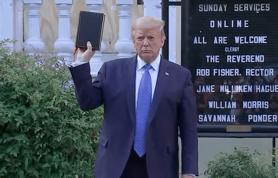 Le président Trump, la Bible et le serpent d’airain