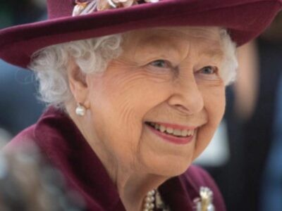 Selon Elizabeth II, « L’Évangile a apporté de l’espoir » durant la pandémie