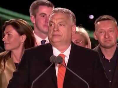 Victoire écrasante mais controversée du conservateur Viktor Orbán aux législatives