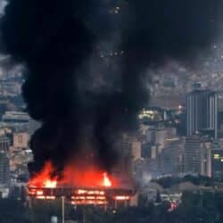 Une frappe israélienne sur le bâtiment de la télévision d'État iranienne en 2025.